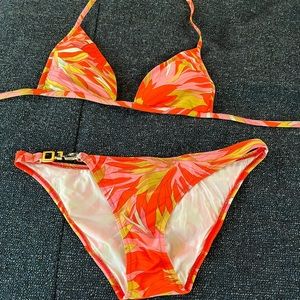 Now includes cute matching short.